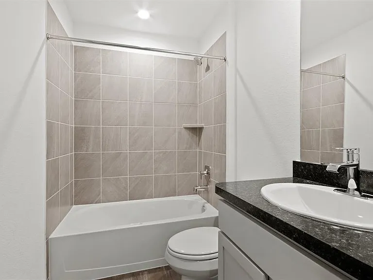 14207 Yellow Jacket Ct — Photo 14