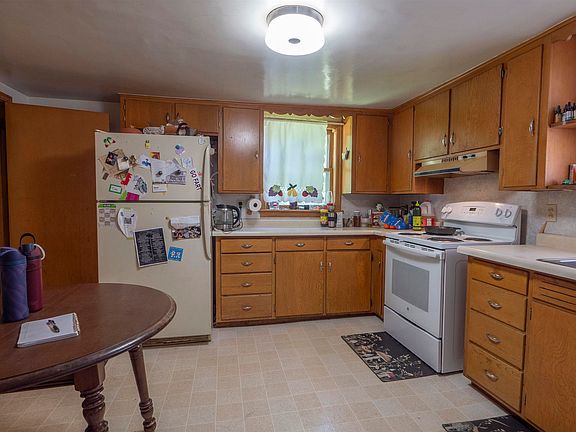 5th image of 53 Union St