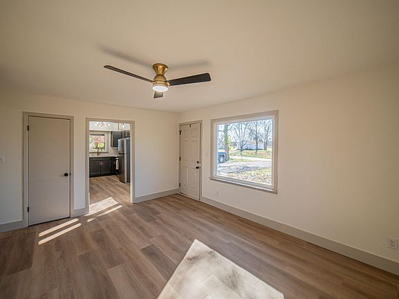 4th image of 149 Butler Ln