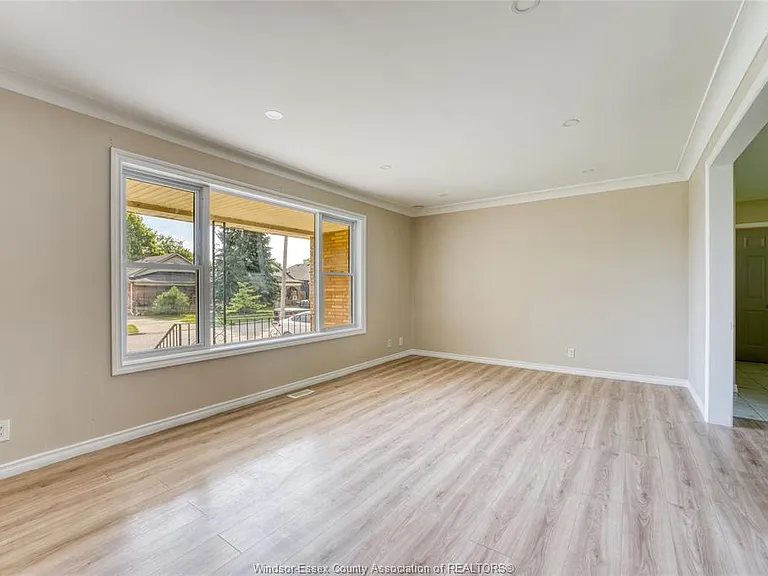 1243 Westcott Rd — Photo 9