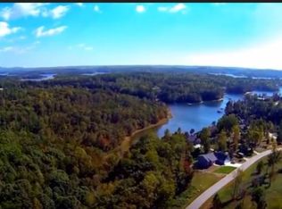 327 Stardust Ln, Seneca, SC 29672