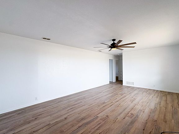 2nd image of 809 W 5th St