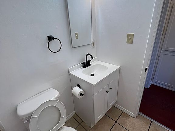 4th image of 14921 Vanowen St #12