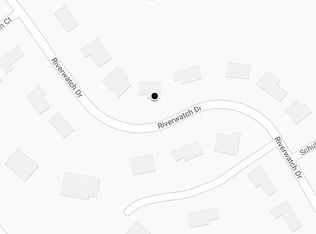 905 Riverwatch Dr, Crescent Springs, KY 41017