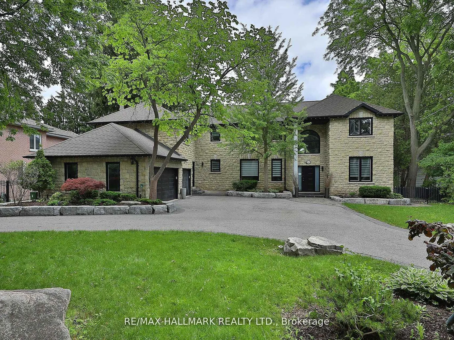 4 bed, $9,000 — Photo 2