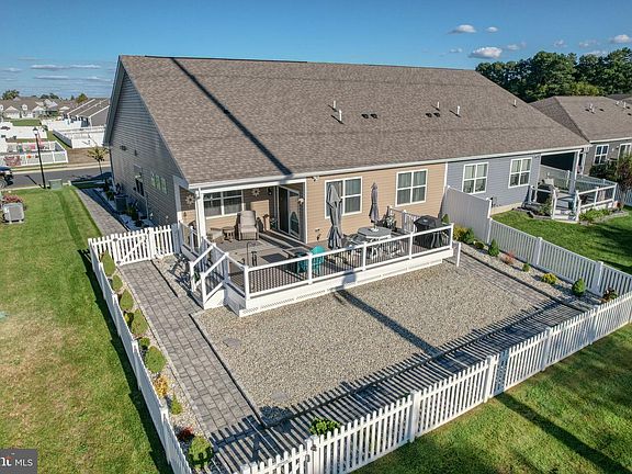 5th image of 97 Sedmont Cir