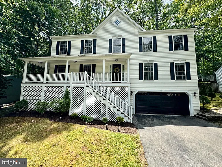 1019 John Paul Jones Dr — Photo 1