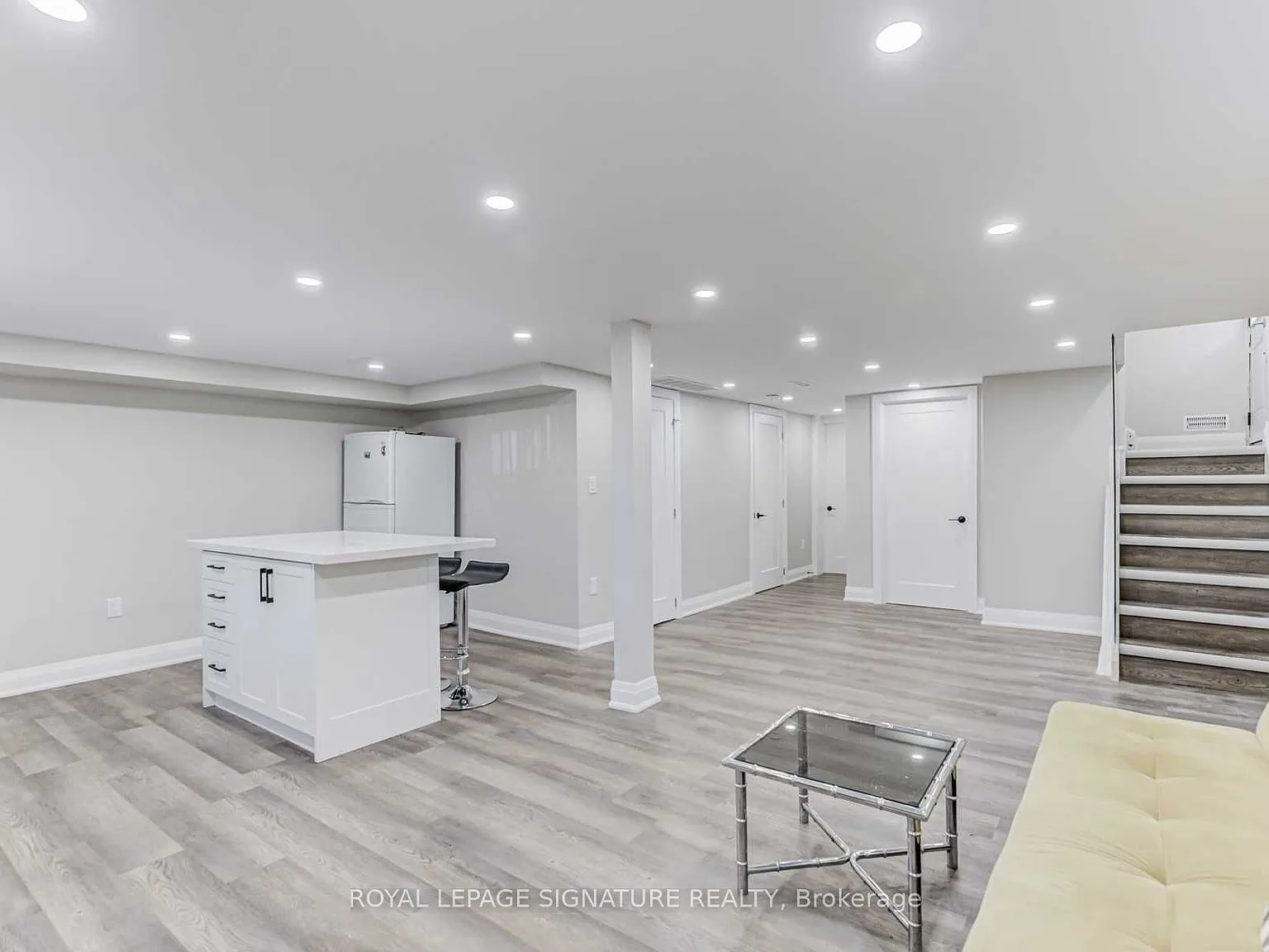 2 bed, $1,900 — Photo 4