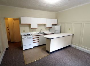 1124 Commonwealth Ave #4A1, Allston, MA 02134