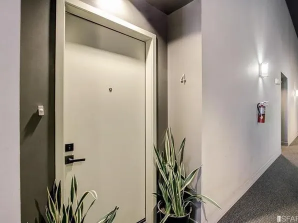 190 7th St APT 4, San Francisco, CA 94103