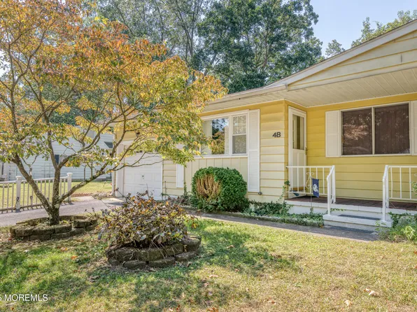 4 California Drive #B, Whiting, NJ 08759