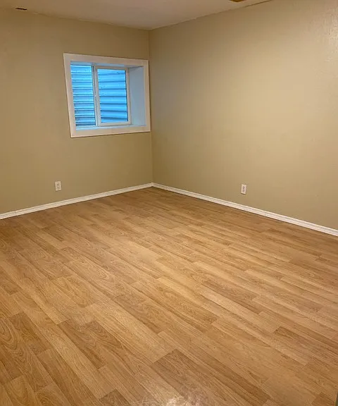 One of the 3 downstairs bedrooms
