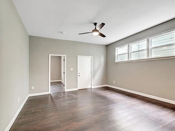 5th image of 2258 N Kenwood Ave