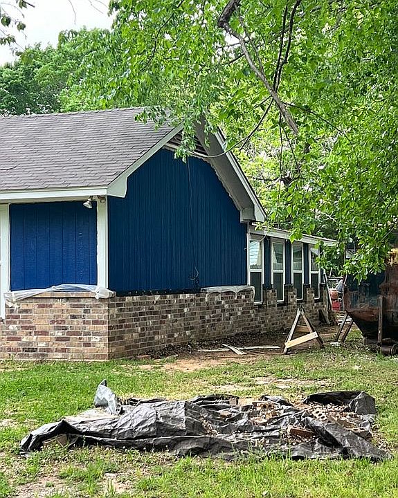 2nd image of 115 Wildwood Way