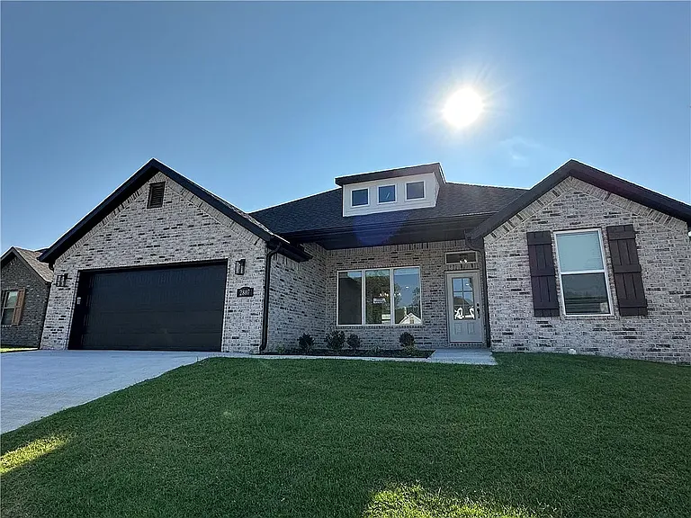 2807 S Angels Rd — Photo 18
