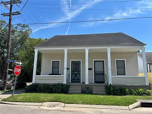 937 Joliet St Photo 1
