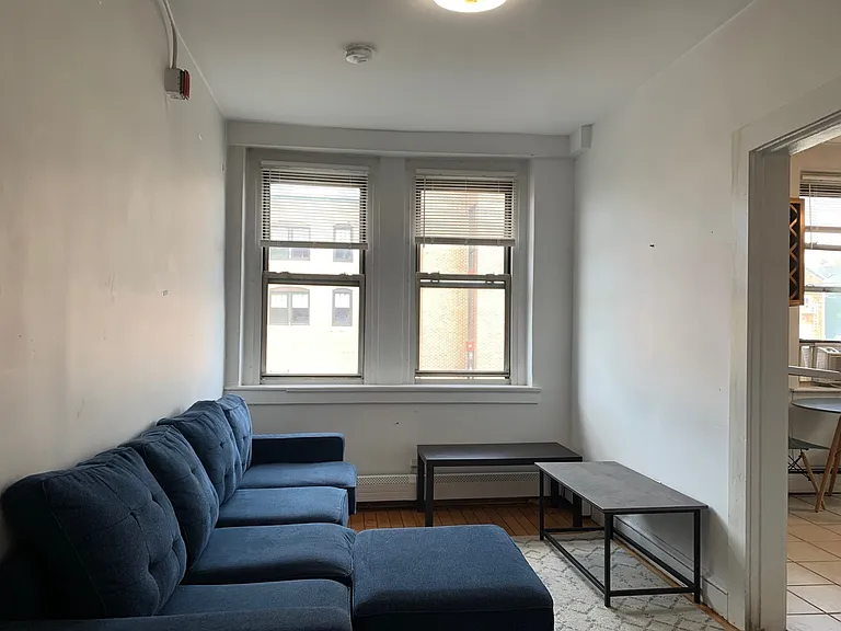 374 Thames St — Photo 6