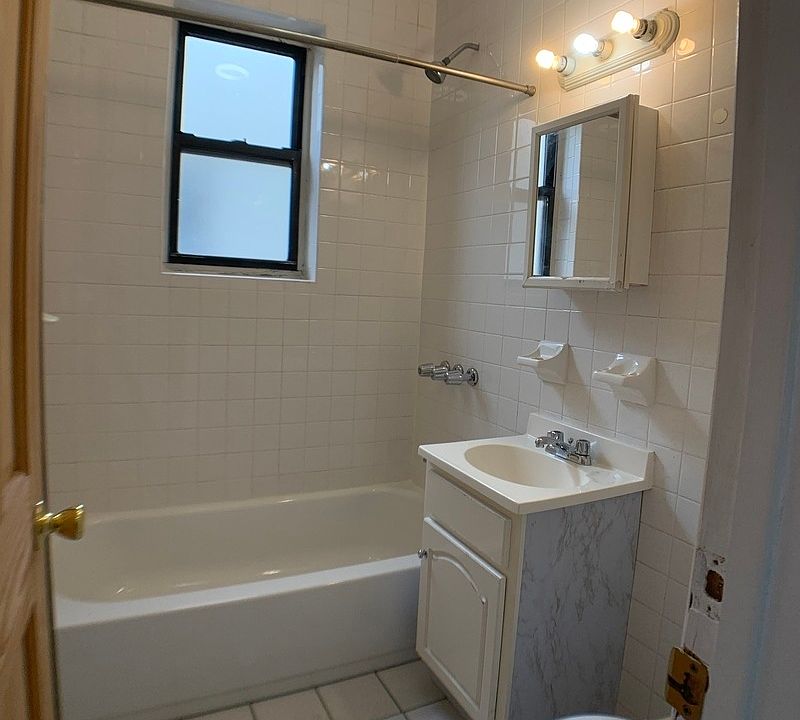 2nd image of 21-35 27th St #C2