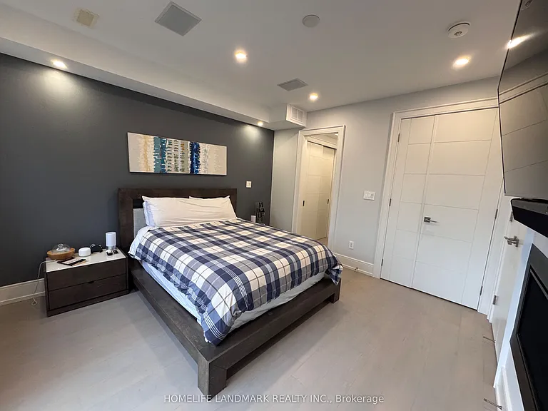 17 Hocken Ave — Photo 12