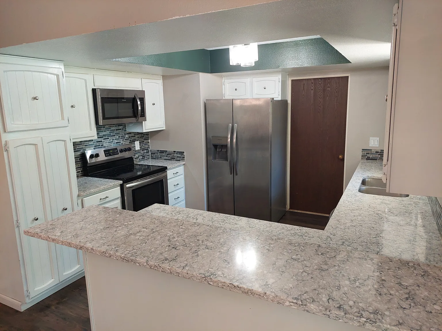 3 bed, 1488 sqft, $2,500 — Photo 4