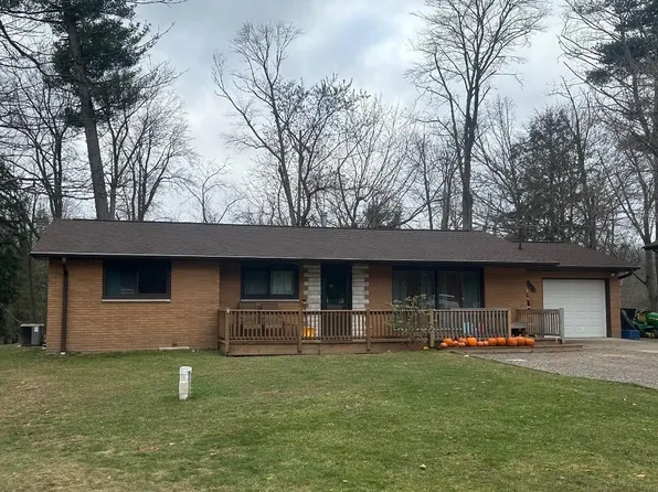 9501 Midland Rd, Freeland, MI 48623