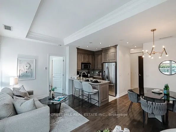20 Burkebrook Pl #502, Toronto, ON M4G 0A1