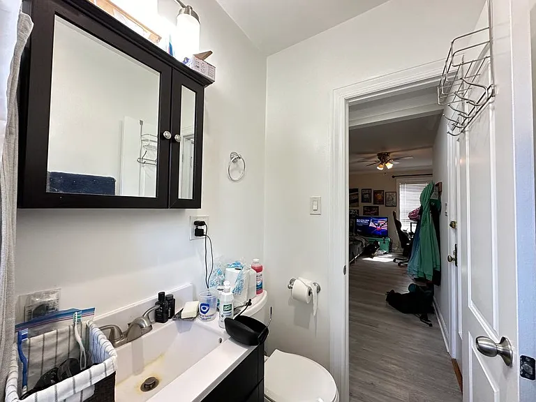 4222 N Clark St #2 — Photo 19