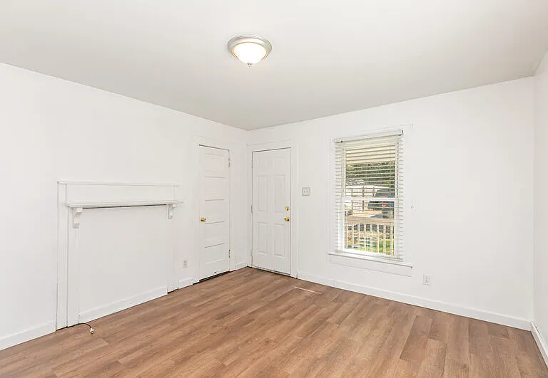 659 Wilson St — Photo 6