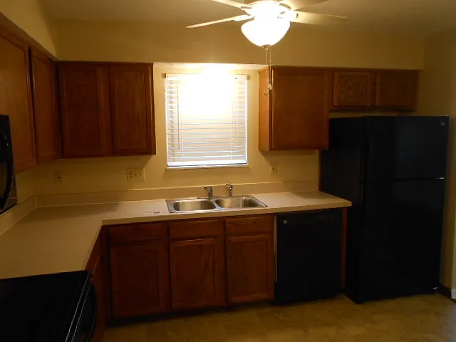 12400 Bentwood Farms Dr — Photo 2