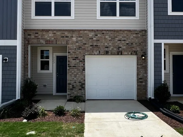 123 N Chubb Rdg, Clayton, NC 27520