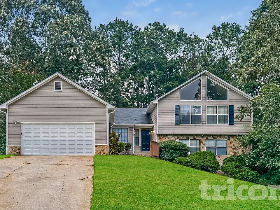 4100 Hawkins Xing