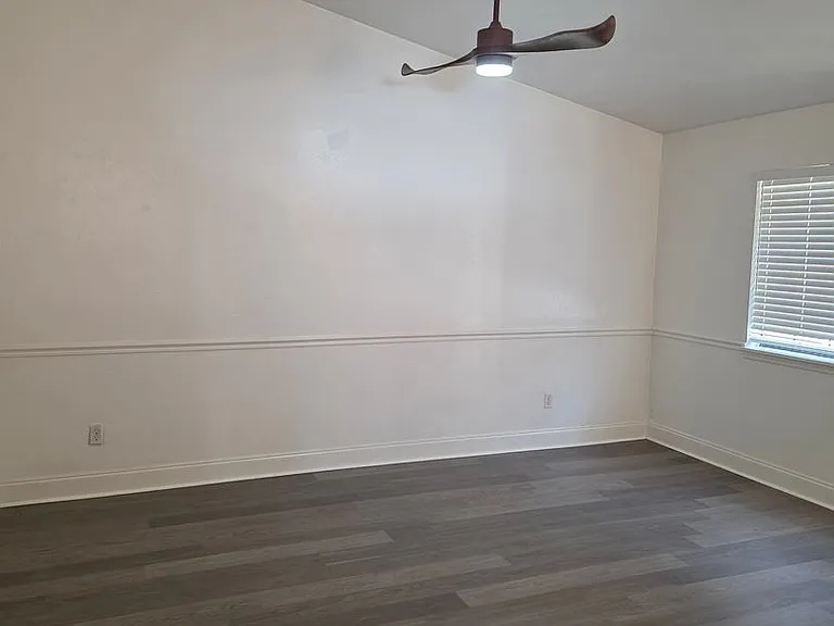 2350 Hartsfield Way — Photo 3