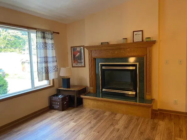 30 S Taylor St #1, New Buffalo, MI 49117