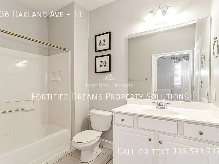 536 Oakland Ave #11 — Photo 13