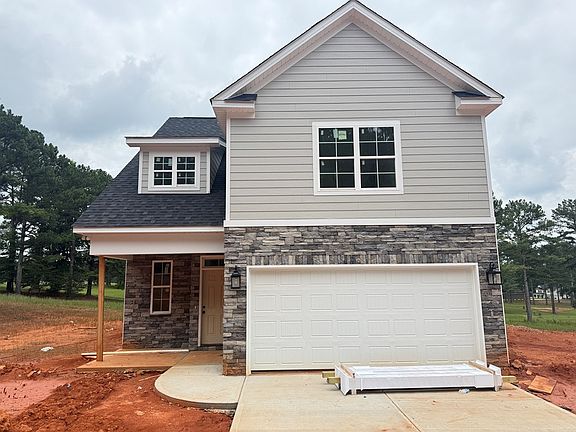2nd image of 409 Oakmonte Cir
