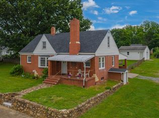 300 N Bruffey St, Salem, VA 24153