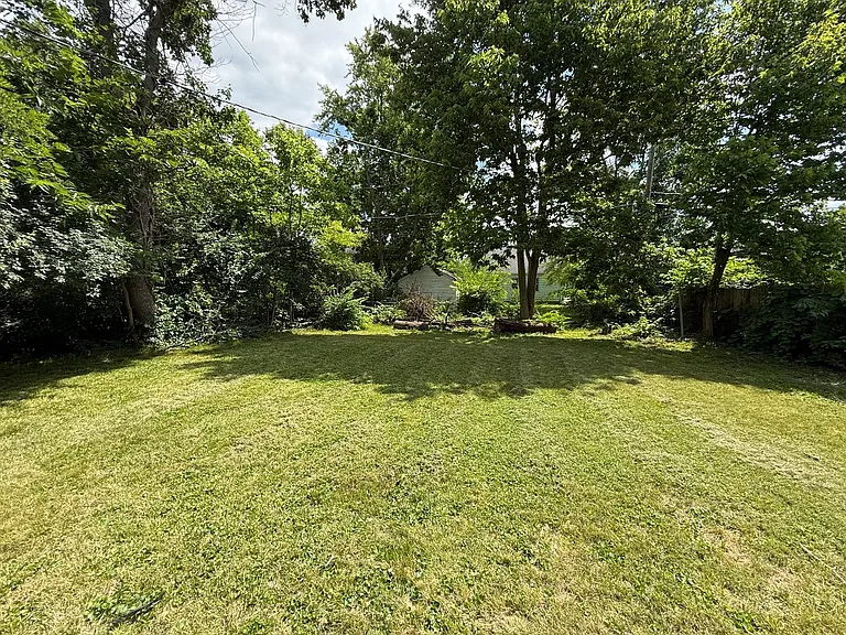 2552 Renwood Pl — Photo 5