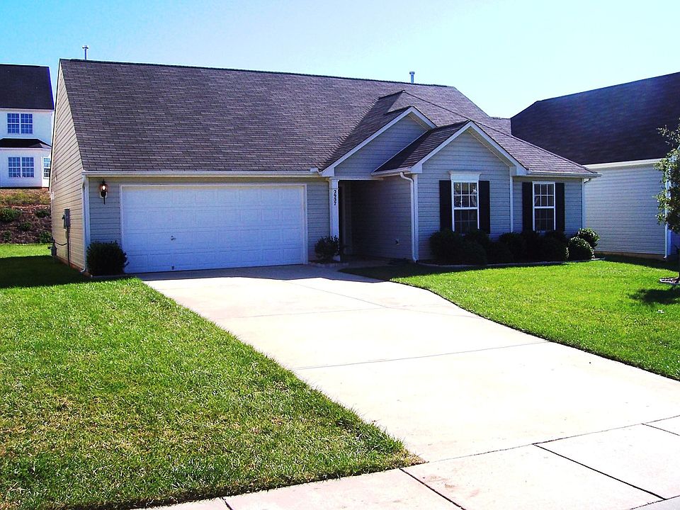 2957 Deep Cove Drive NW