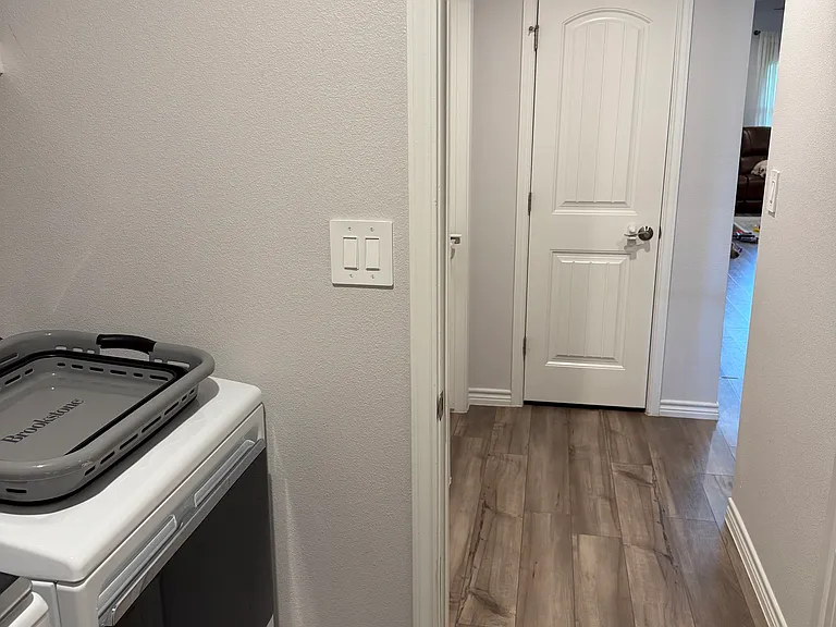 7333 Tristan Dr — Photo 10