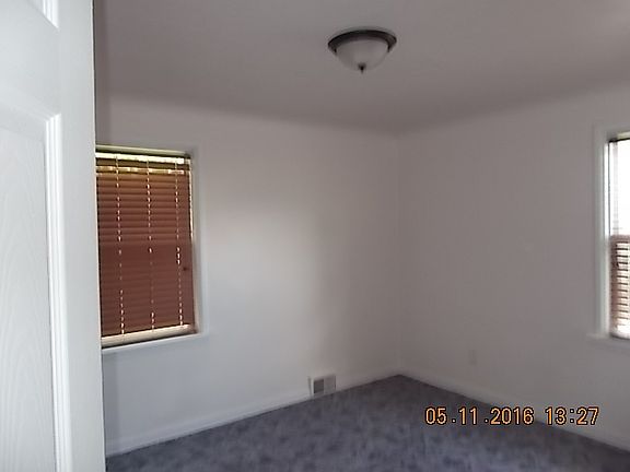 5th image of 2427 W Lacrosse Ave