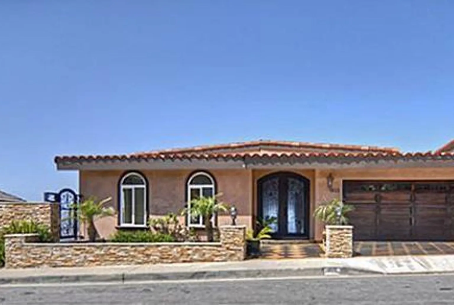 Portafina Panoramic Ocean View Pool Home — Photo 1