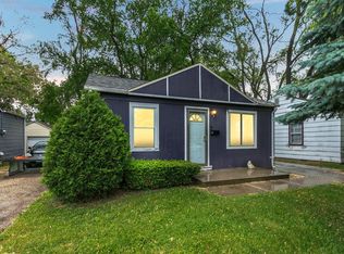 1625 Oregon St, Racine, WI 53405