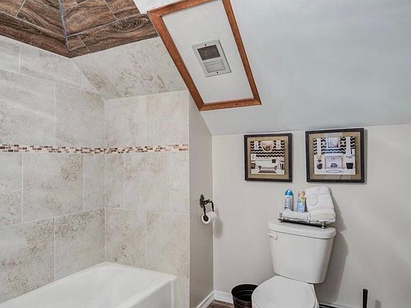 4th image of 115 Eldridge St #2