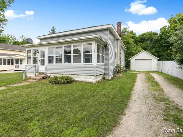719 Washington St, Lakeview, MI 48850