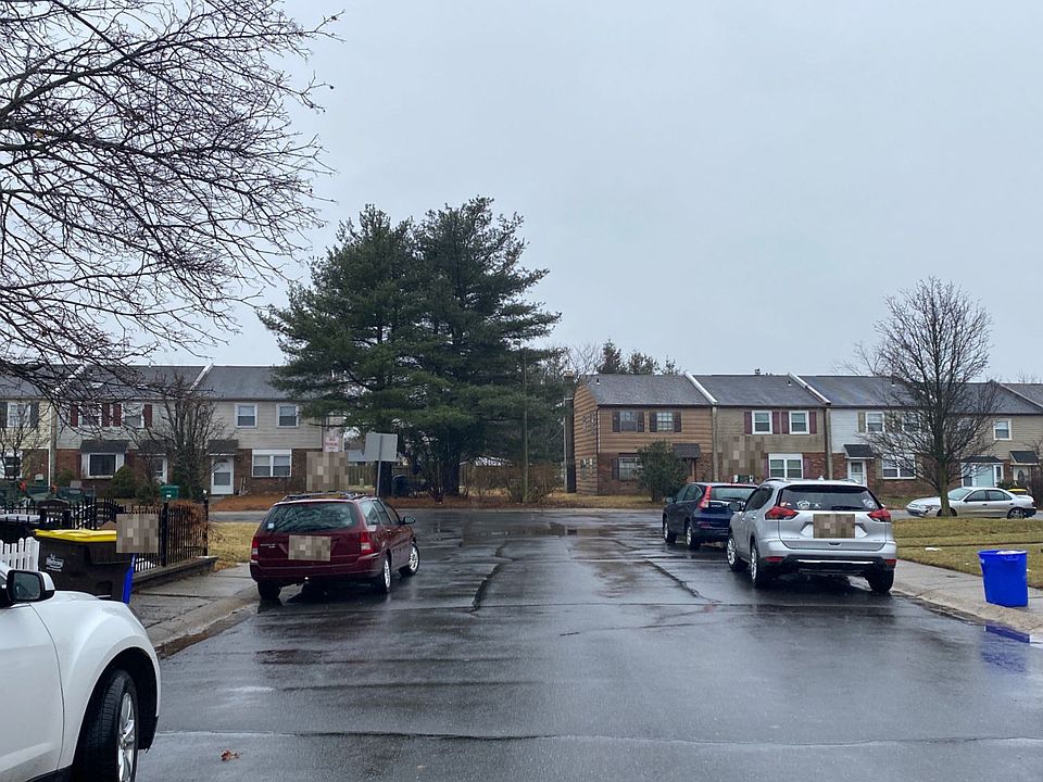 2nd image of 207 1st Ave Box Po-631