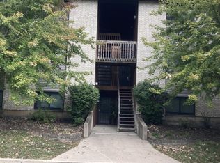 2356 South St APT C, Elgin, IL