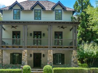 185 Hubbard Rd, Woodstock, GA 30188