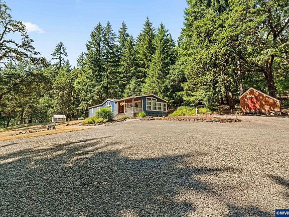 4th image of 25264 Kyle Rd