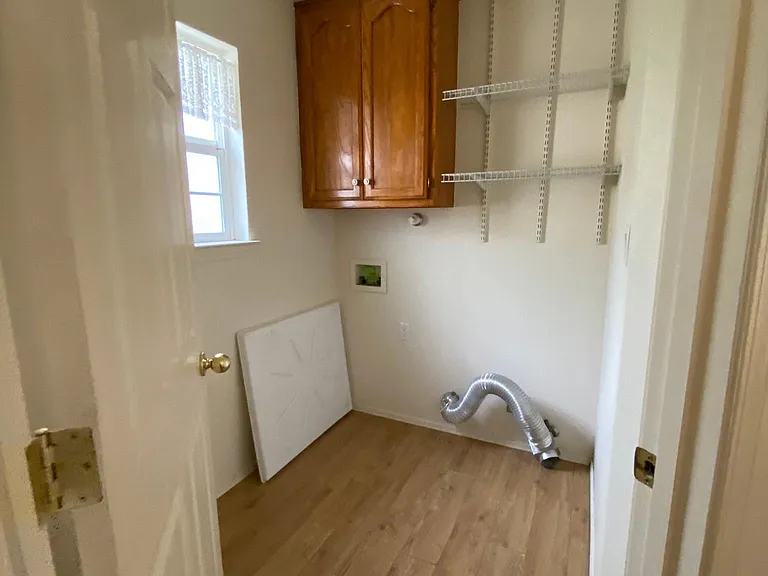 7432 Peregrine Rd NE — Photo 18