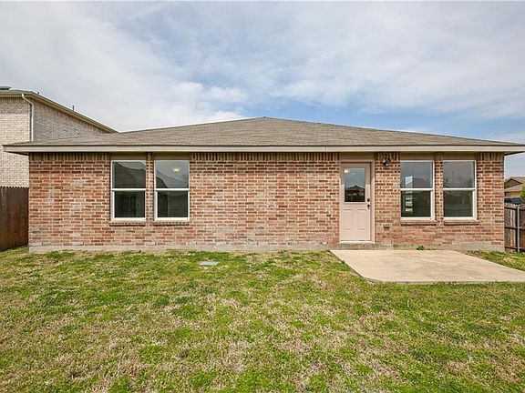 5th image of 5601 Talons Crest Cir